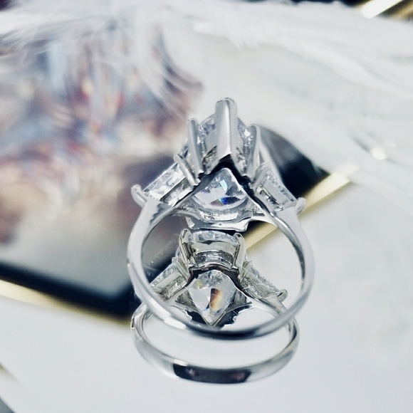 💍7CT PEAR DIAMOND & 1CT TRILLIONS SIDES💍5,6,7,8 - Picture 6 of 8